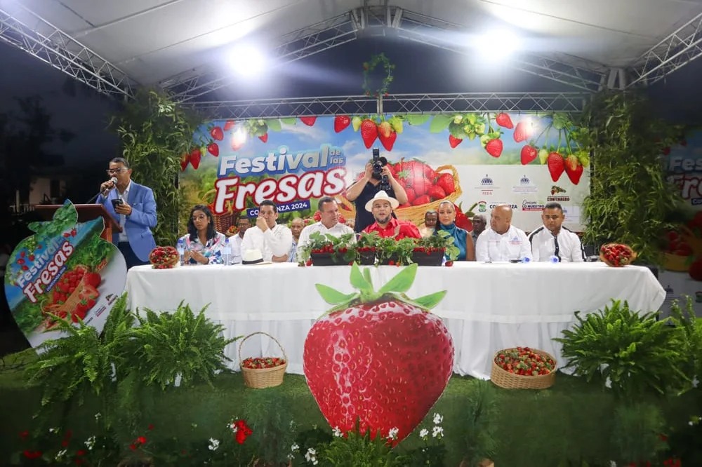 Alcaldia de Constanza Organiza exitoso Festival de Las Fresas