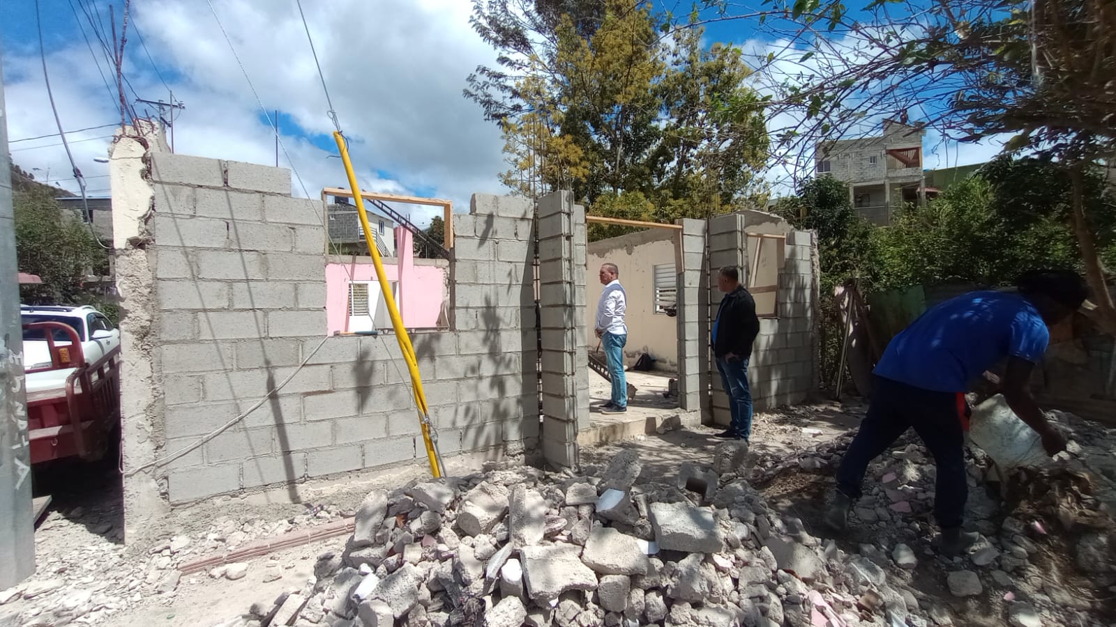 Avanza la Reconstrucción del Centro Comunal de Los Embasadores en Constanza