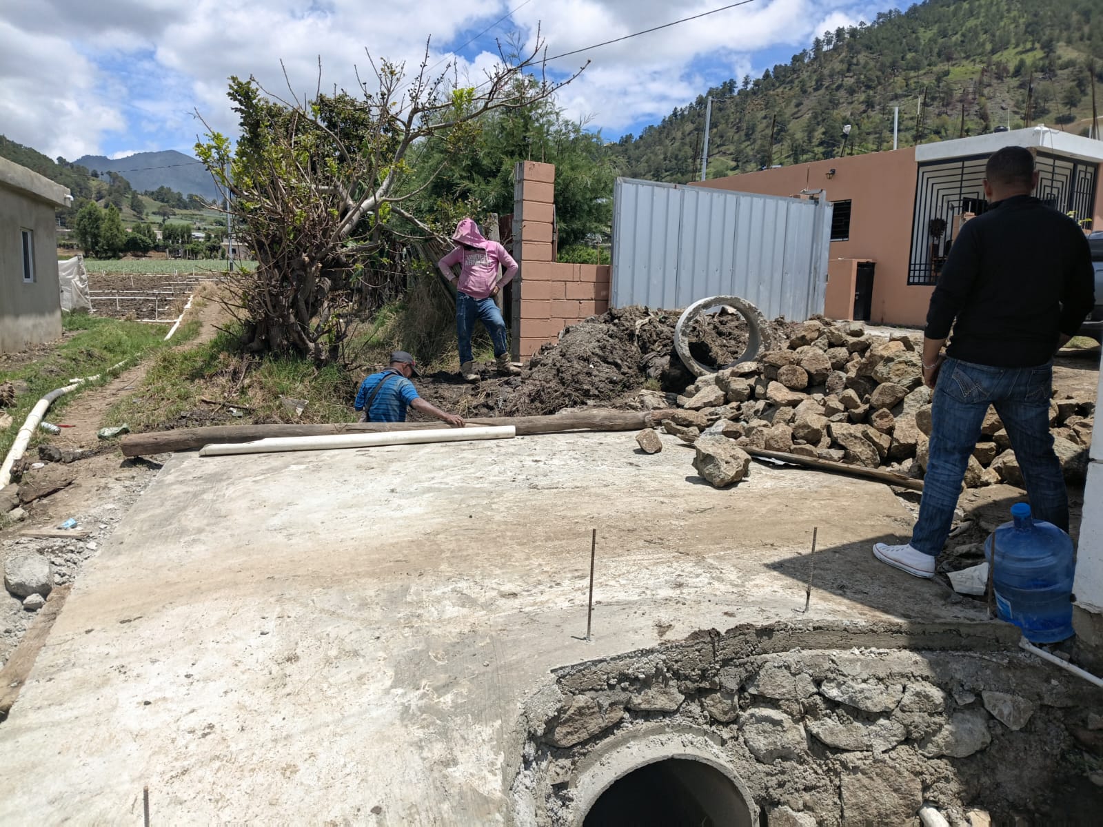 Ayuntamiento de Constanza culmina construcción de puente vehicular en Los Ciprian