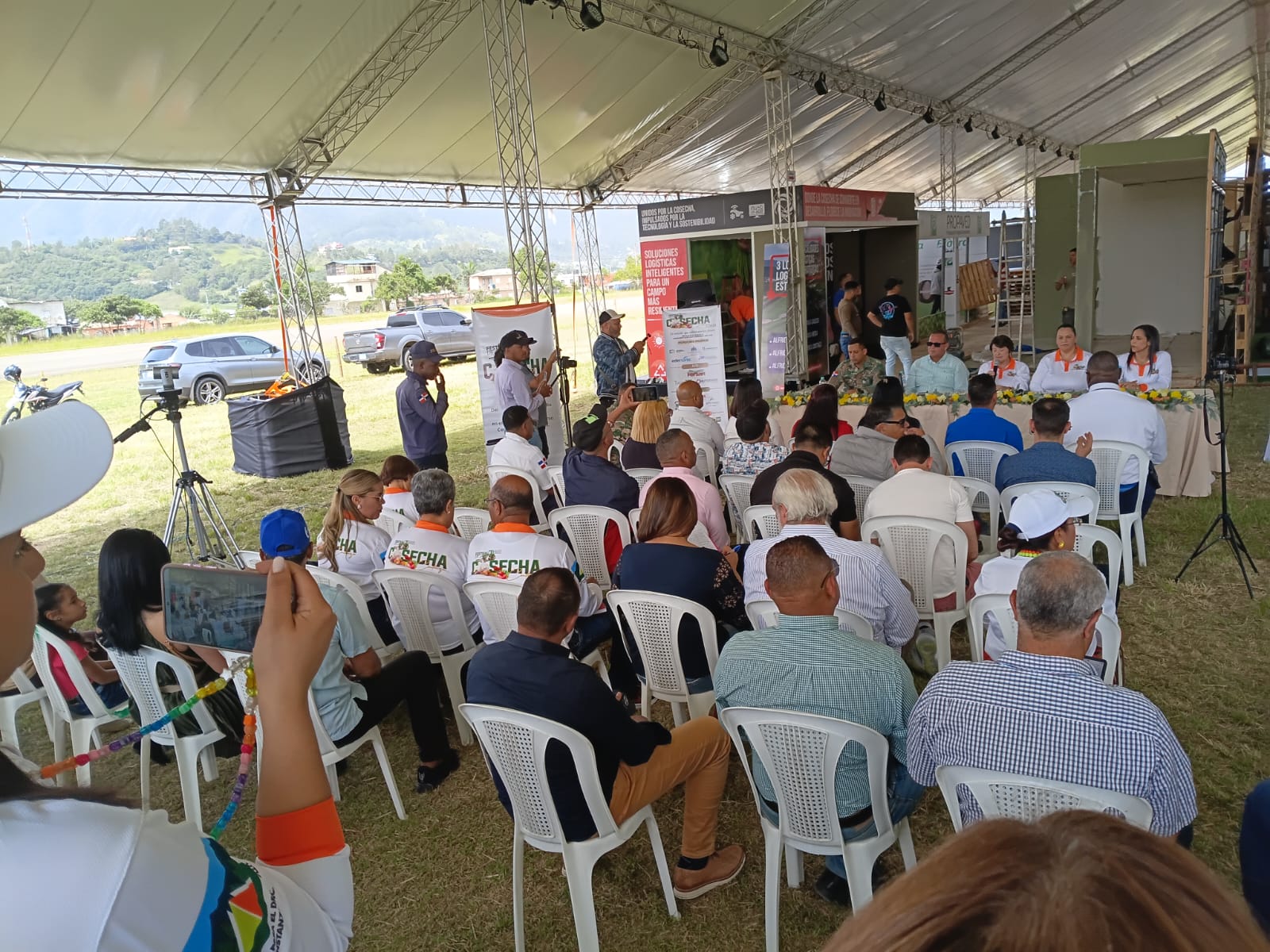 Alcalde Francisco Marte reafirma respaldo del Ayuntamiento al Festival de la Cosecha Constanza 2026